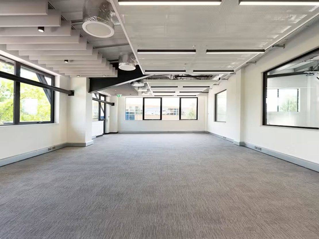 Units E&F Heathrow West Business Park, Langley, Heron Drive, Langley, SL3 8XP