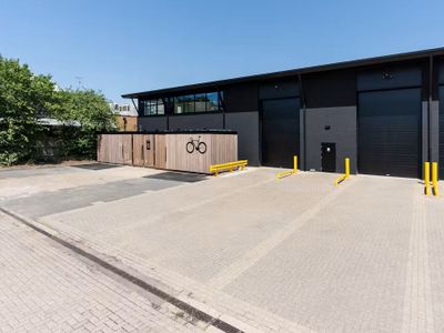 Property Image for Units E&F Heathrow West Business Park, Langley, Heron Drive, Langley, SL3 8XP