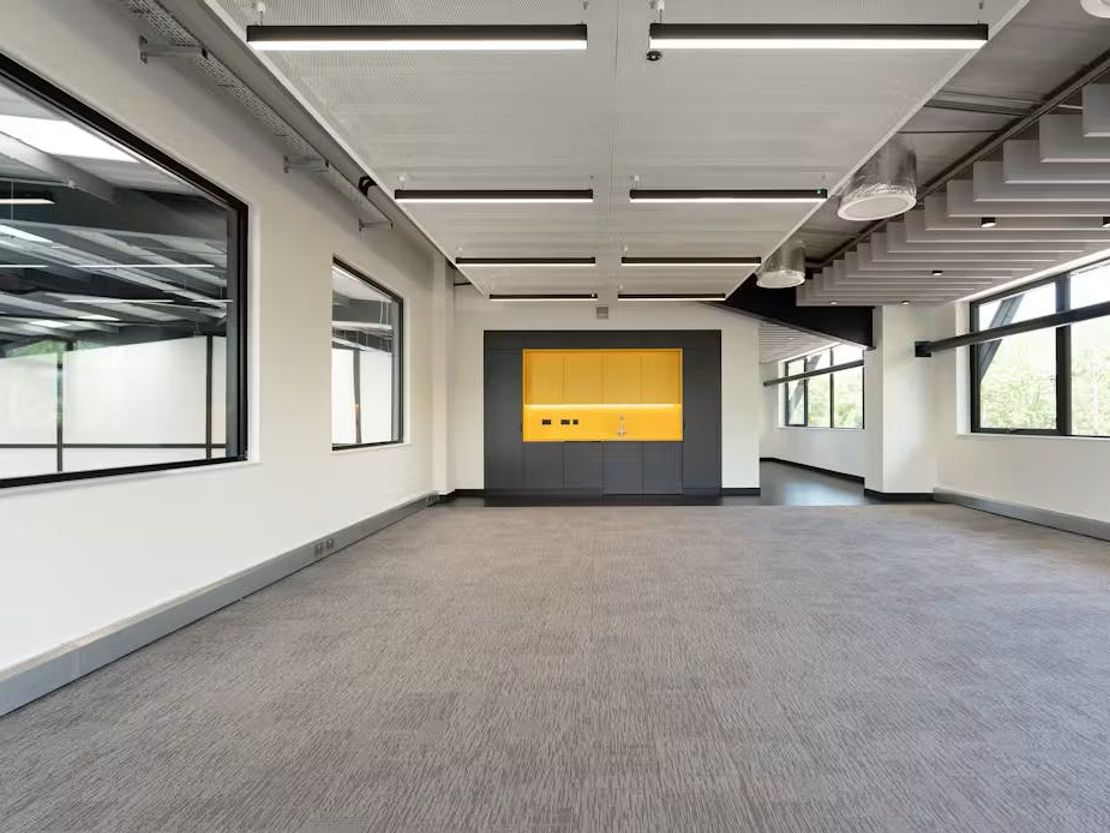 Units E&F Heathrow West Business Park, Langley, Heron Drive, Langley, SL3 8XP