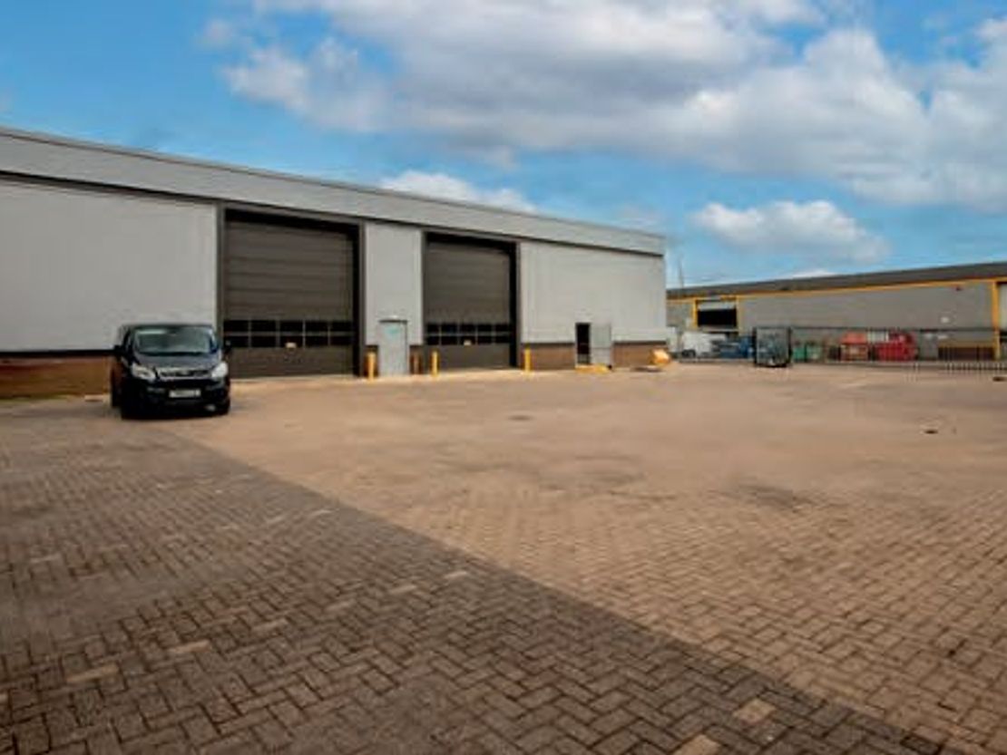 Unit 4, Crompton Fields, Crompton Way, Crawley, RH10 9QB