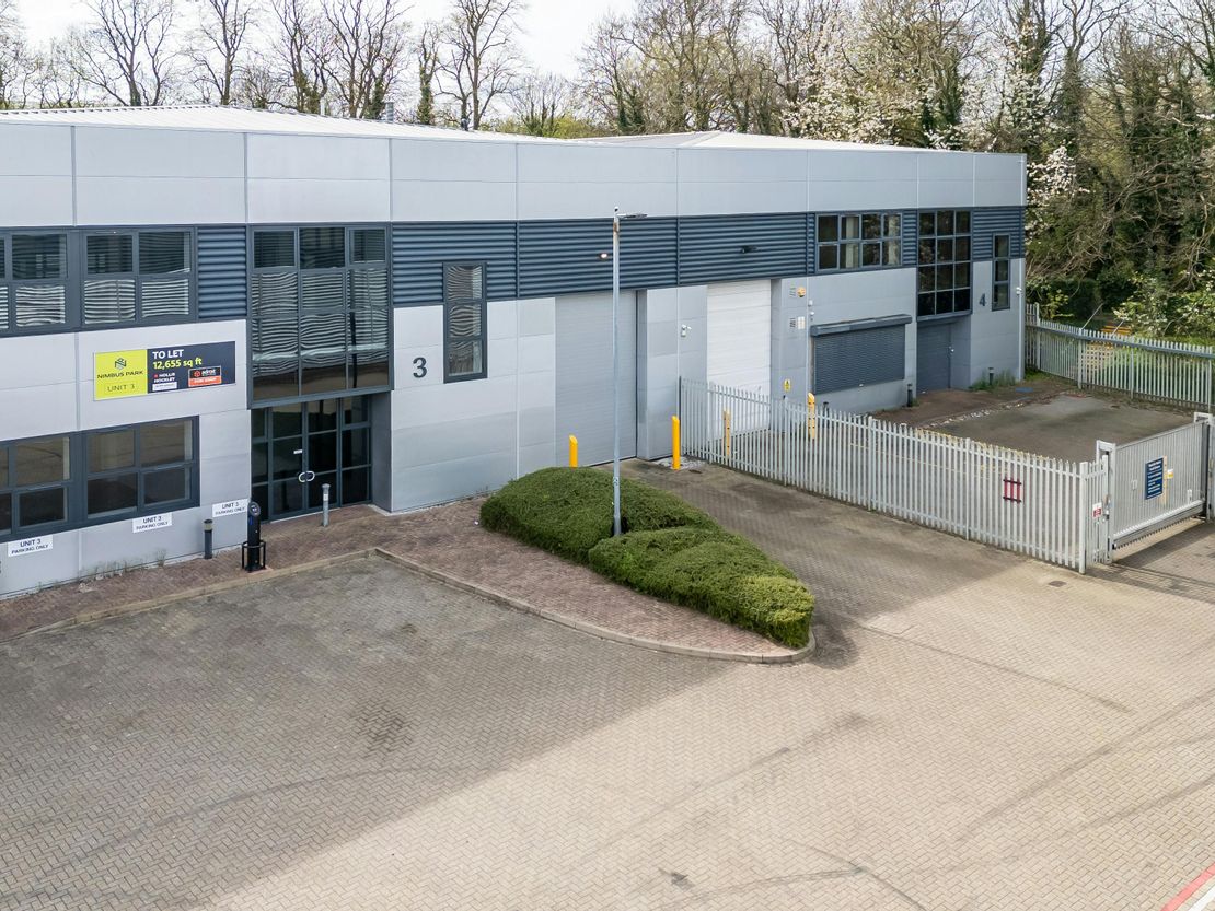 Unit 3, Nimbus Park, Dunstable, Bedfordshire, LU5 5WZ
