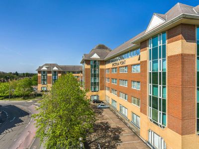 Property Image for Spectrum Point, 279 Farnborough Road, Farnborough, GU14 7LS
