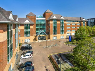 Property Image for Spectrum Point, 279 Farnborough Road, Farnborough, GU14 7LS