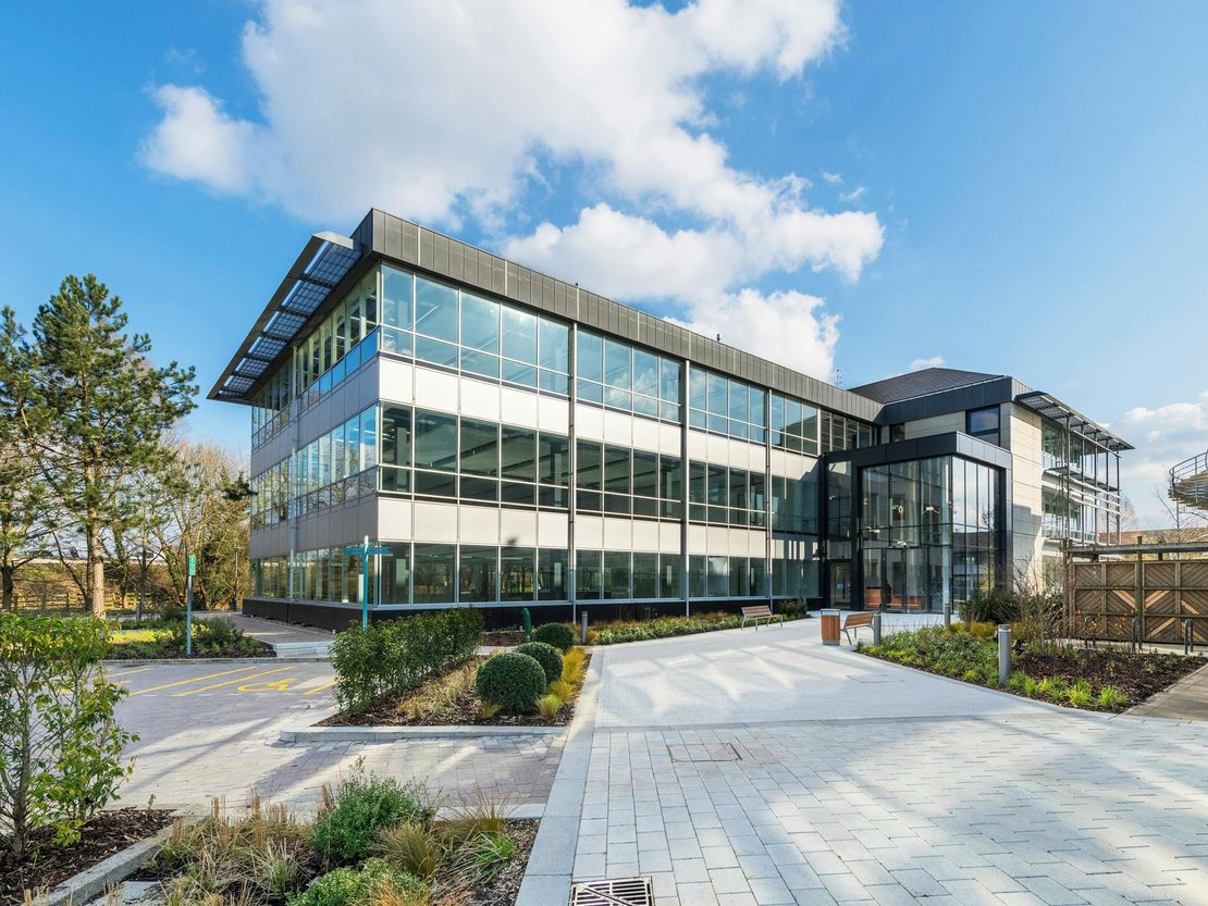1330 Arlington Park, Reading, Berkshire, RG7 4SA