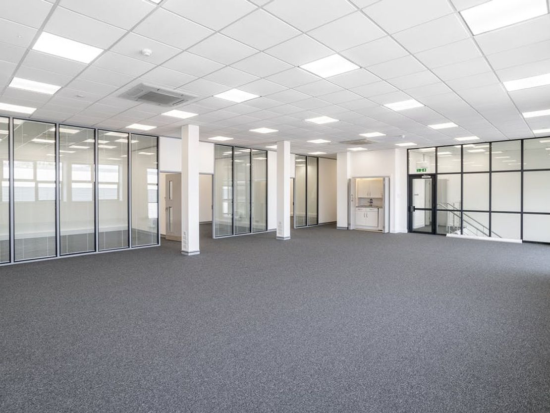 Units 3 & 4, Nimbus Park, Dunstable, Bedfordshire, LU5 5WZ