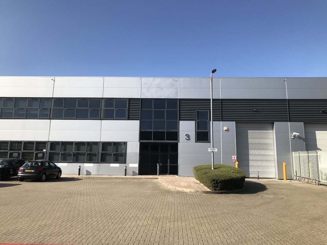 Units 3 & 4, Nimbus Park, Dunstable, Bedfordshire, LU5 5WZ