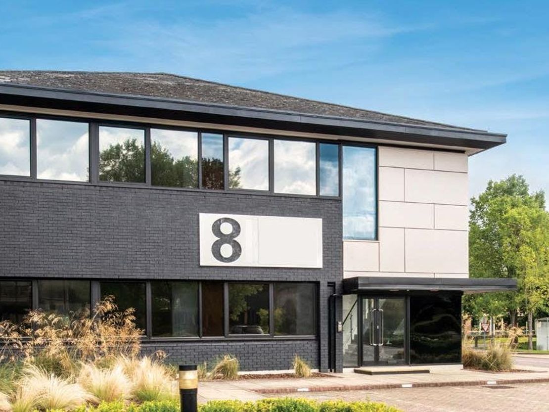 8 Elmwood, Chineham Park, Basingstoke, RG24 8WG