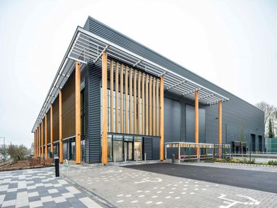 Property Image for Rise, Maylands Avenue, Hemel Hempstead, HP2 4SJ