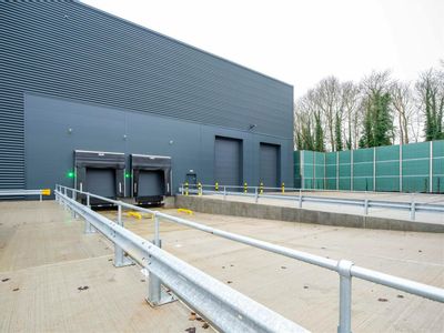 Property Image for Rise, Maylands Avenue, Hemel Hempstead, HP2 4SJ