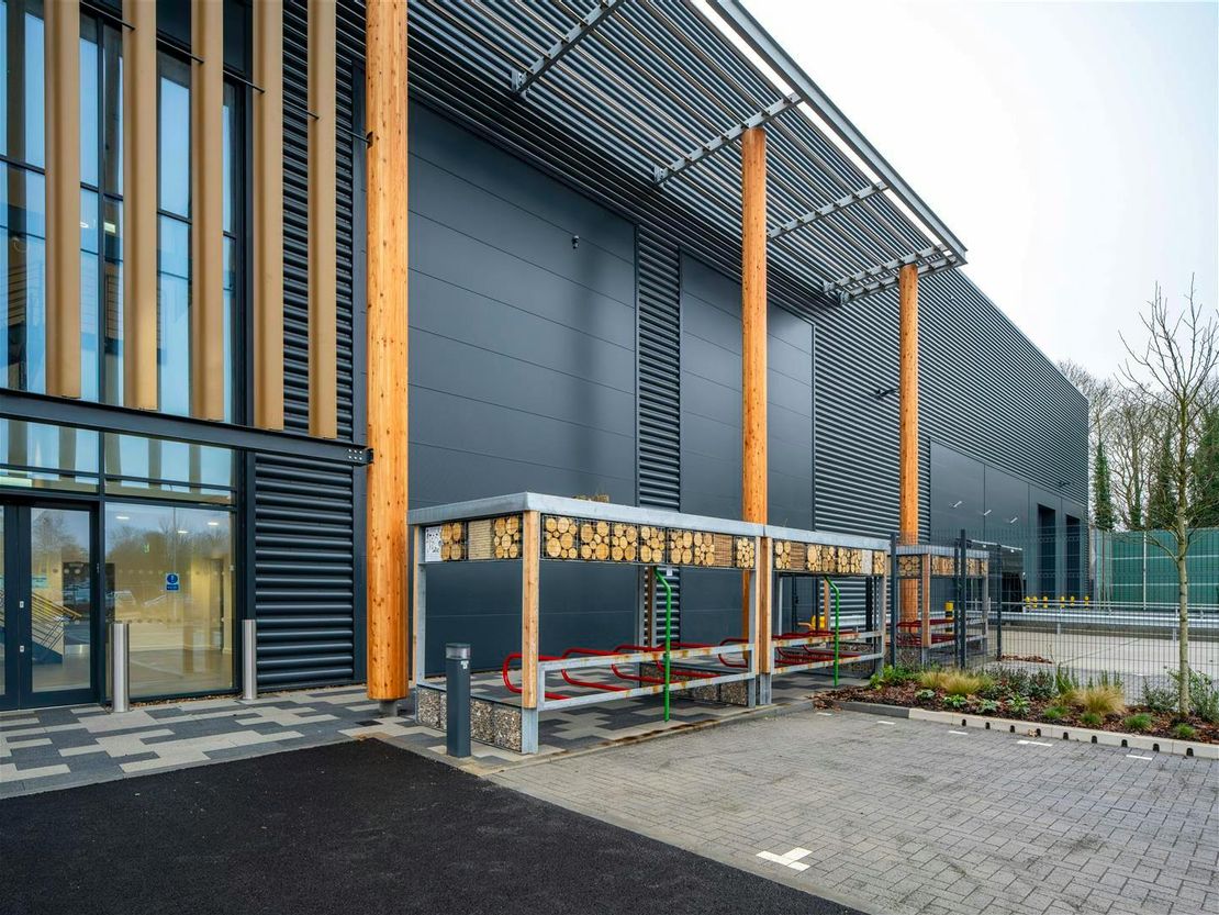 Rise, Maylands Avenue, Hemel Hempstead, HP2 4SJ