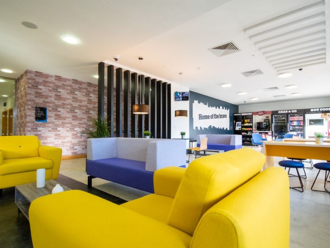 BizSpace IMEX, 575-599 Maxted Road, Hemel Hempstead Industrial Estate, Hemel Hempstead, HP2 7DX