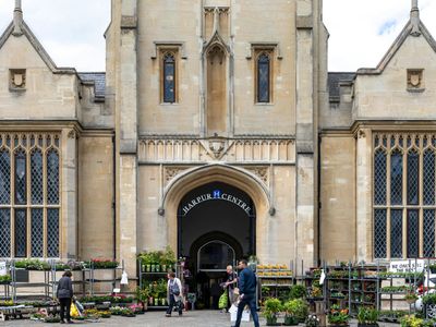 Property Image for 29 Harpur Centre, Bedford, MK40 1TJ