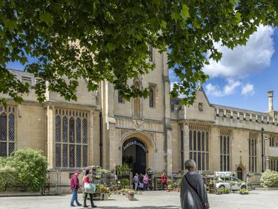 Property Image for 29 Harpur Centre, Bedford, MK40 1TJ