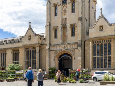 Property Image for 29 Harpur Centre, Bedford, MK40 1TJ