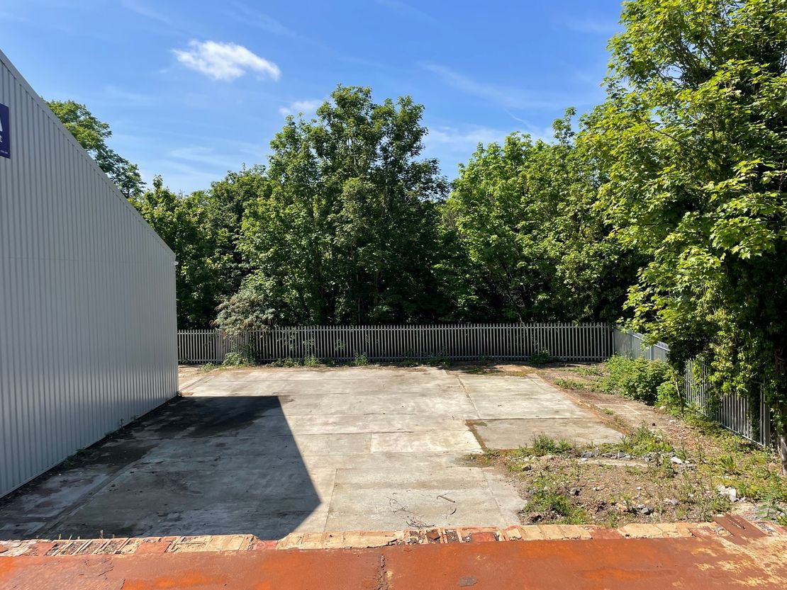 Pope Mill, Powder Mill Lane, Dartford, Kent, DA1 1NT