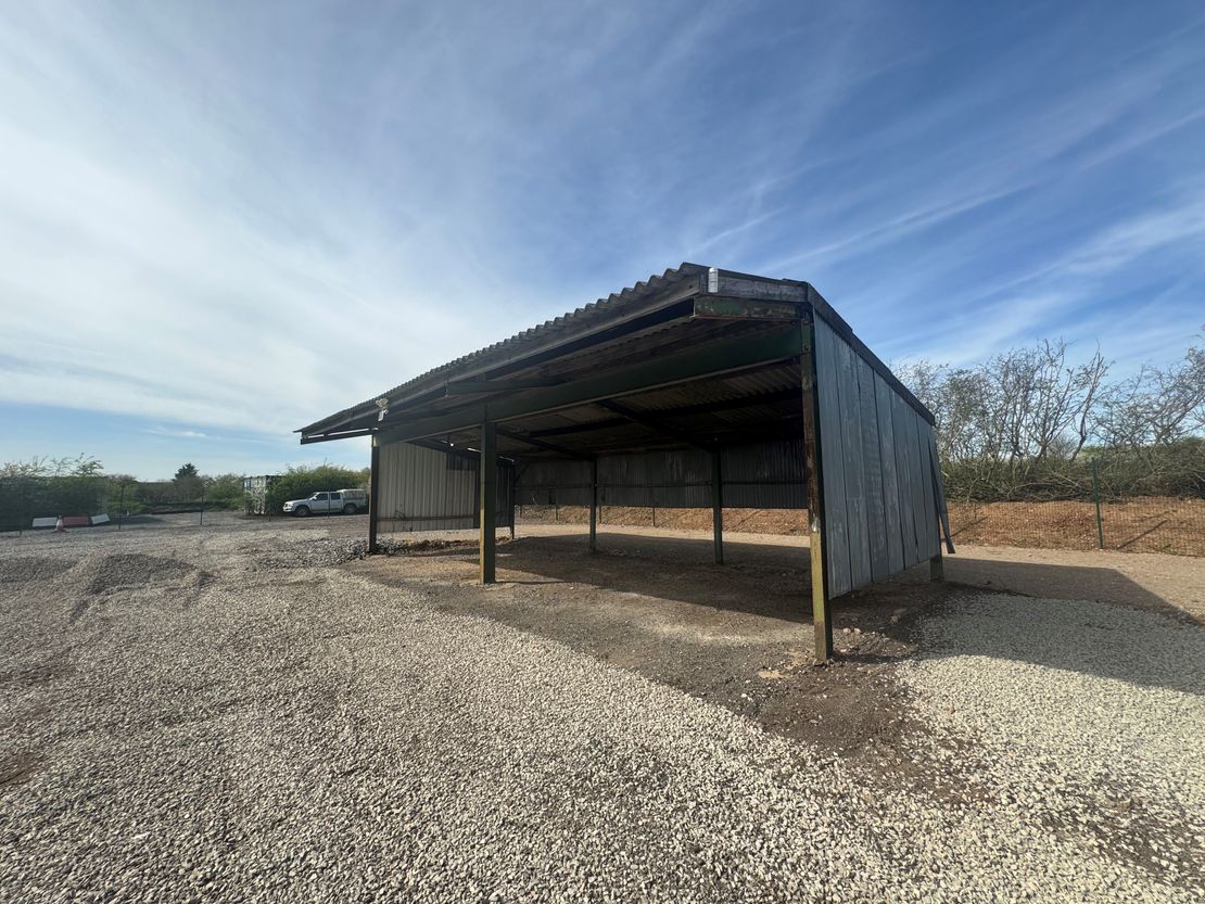 Yard 1, Brook Furlong Farm, Costock Road, East Leake, Nottinghamshire, LE12 6LY