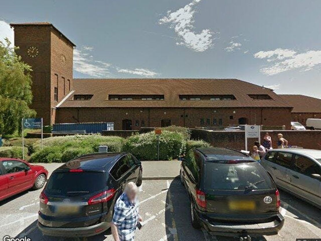 24 Chineham Shopping Centre, Chineham, Basingstoke, RG24 8BQ
