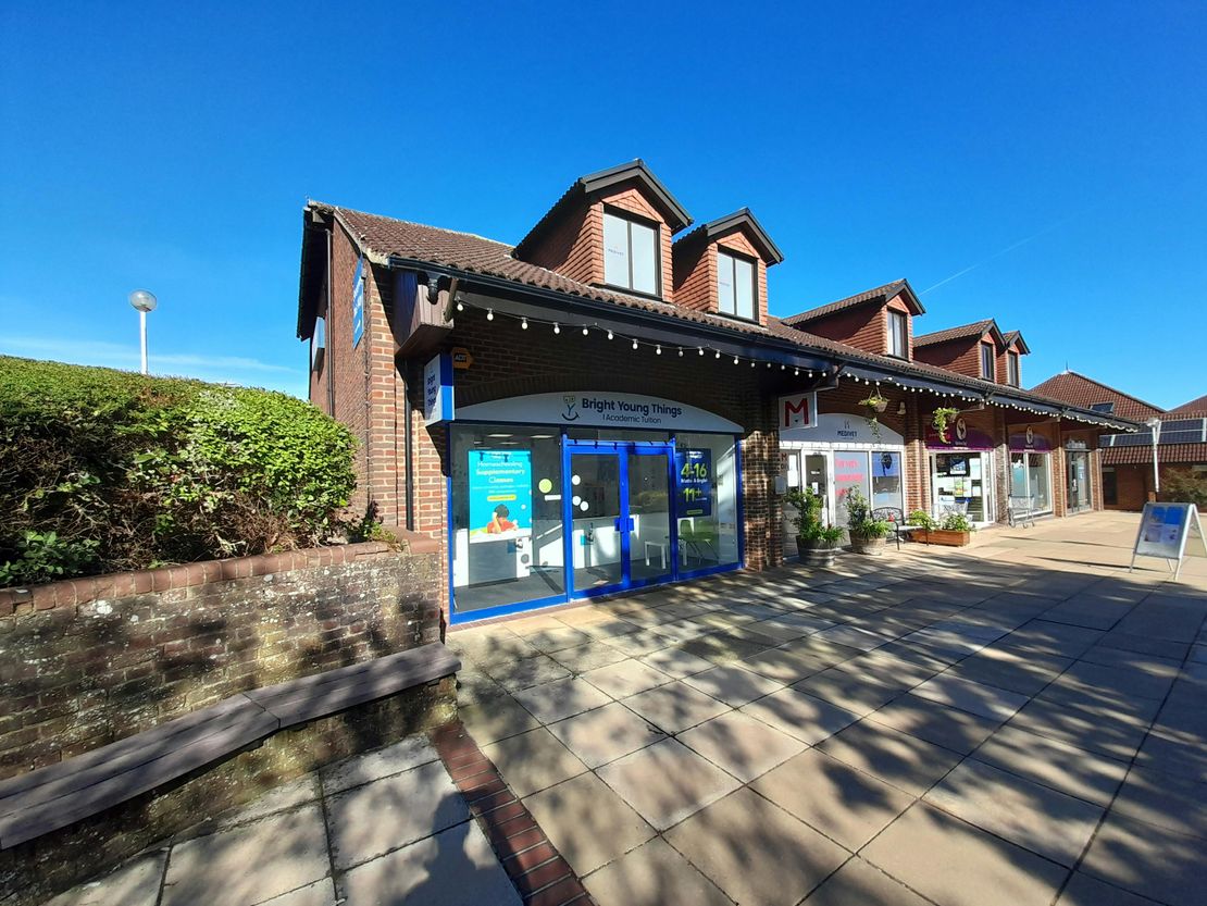 24 Chineham Shopping Centre, Chineham, Basingstoke, RG24 8BQ