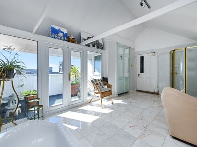 Property Image for Gothic House, Barker Gate, Nottingham, Nottinghamshire, NG1 1JU