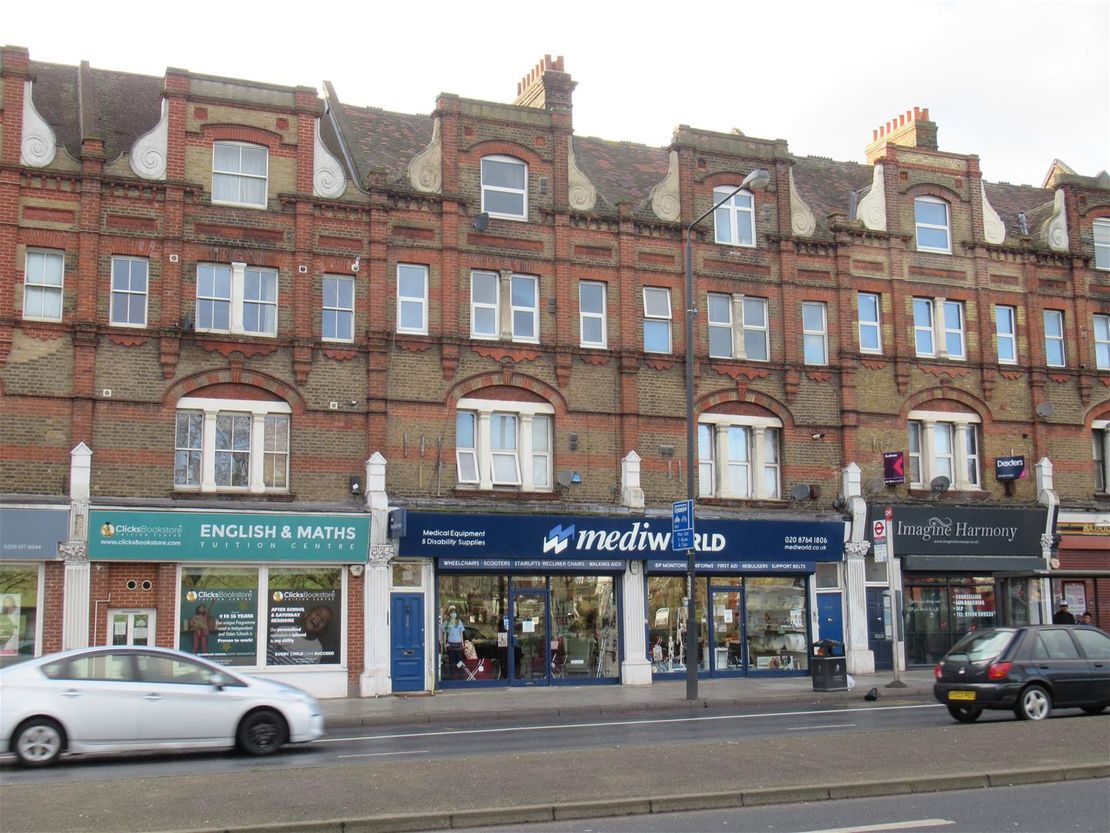 Streatham High Road, London