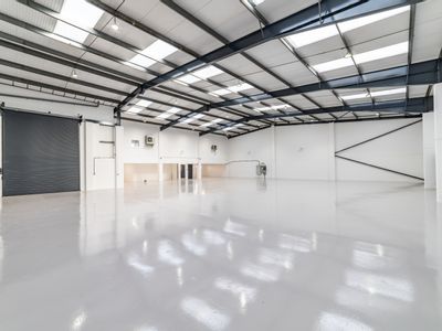 Property Image for Unit 8, Heron Industrial Estate, Basingstoke Road, Reading, South East, RG7 1PJ