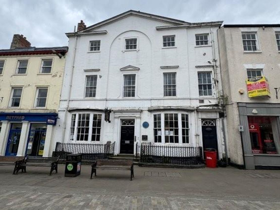 5 - 7 Market Place, Pontefract