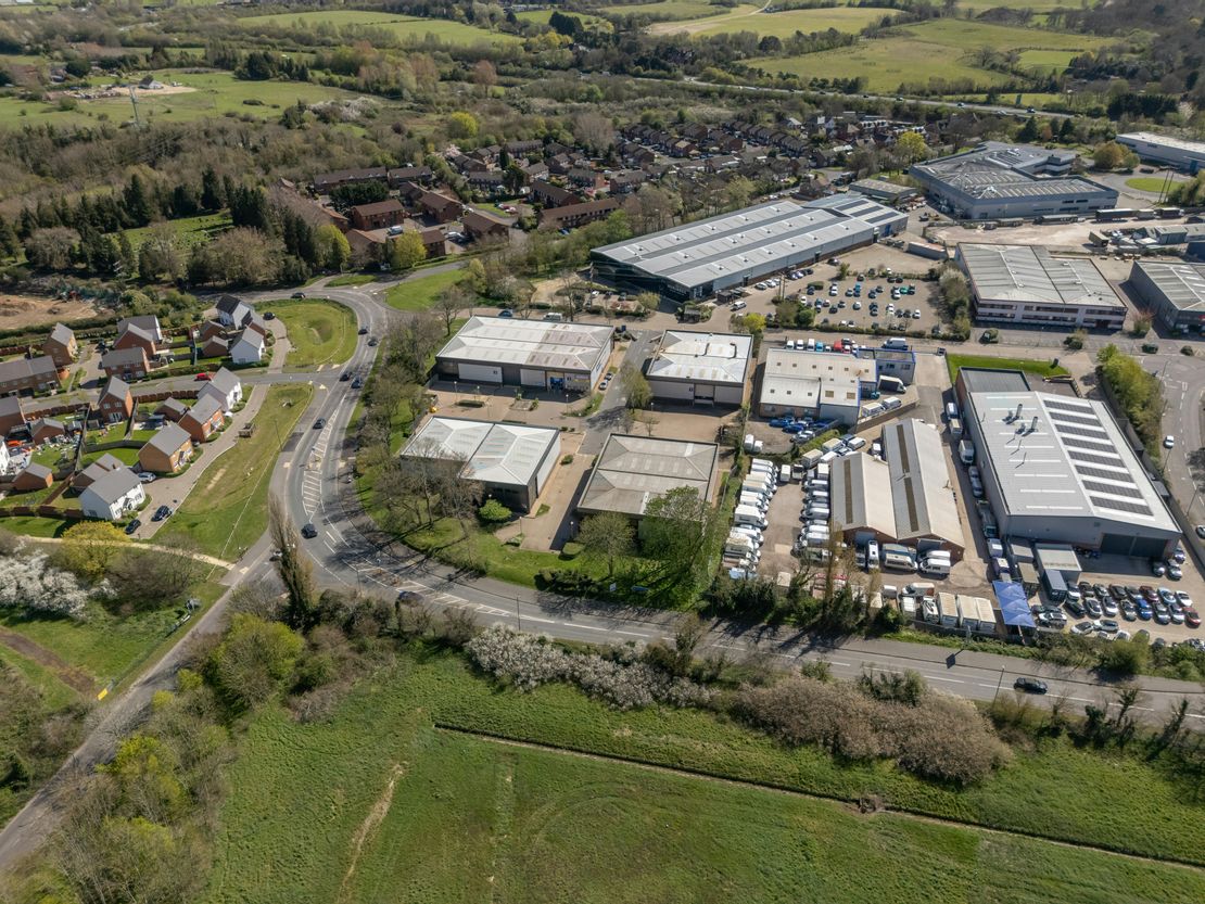 Unit 4 Monkton Park Industrial Estate, Farnham Trading Estate, Farnham, GU9 9PA