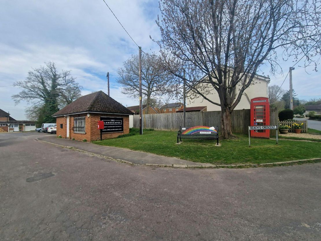 Little London Stores, Beach's Crescent, Little London, Tadley, RG26 5ER