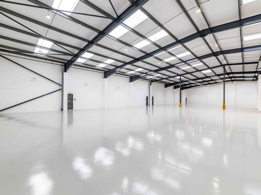 Unit 8 Heron Industrial Estate, Basingstoke Rd, Spencers Wood, Reading