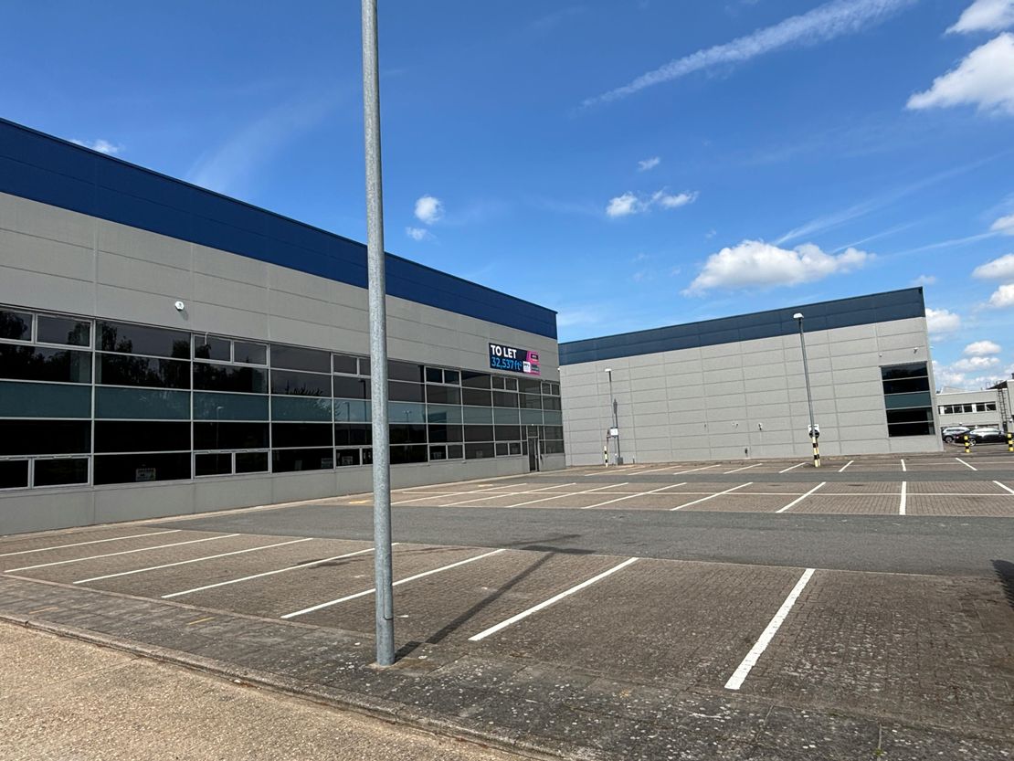 Unit 2 Horizon Point, Swallowdale Lane, Hemel Hempstead, HP2 7FZ
