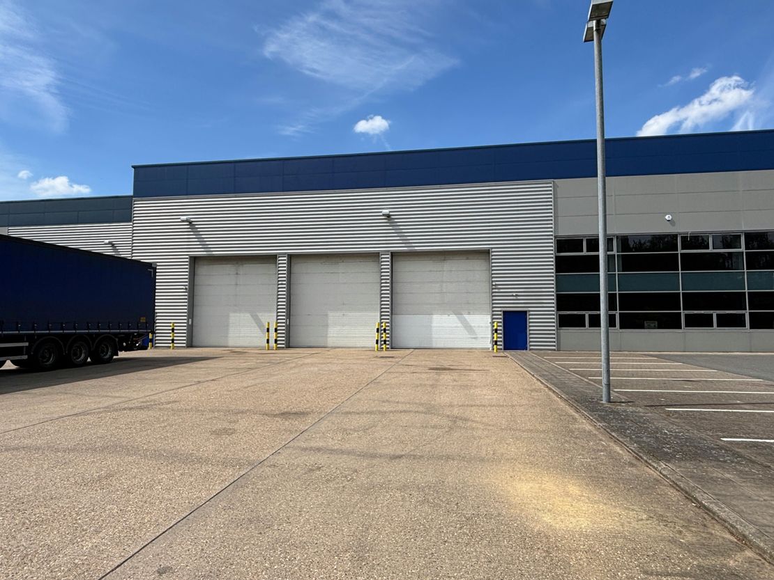 Unit 2 Horizon Point, Swallowdale Lane, Hemel Hempstead, HP2 7FZ