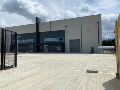 Property Image for Unit 7B, The Quad, Butterfield Business Park, Luton, LU2 8EF