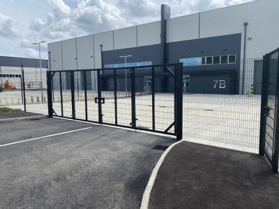 Property Image for Unit 7B, The Quad, Butterfield Business Park, Luton, LU2 8EF
