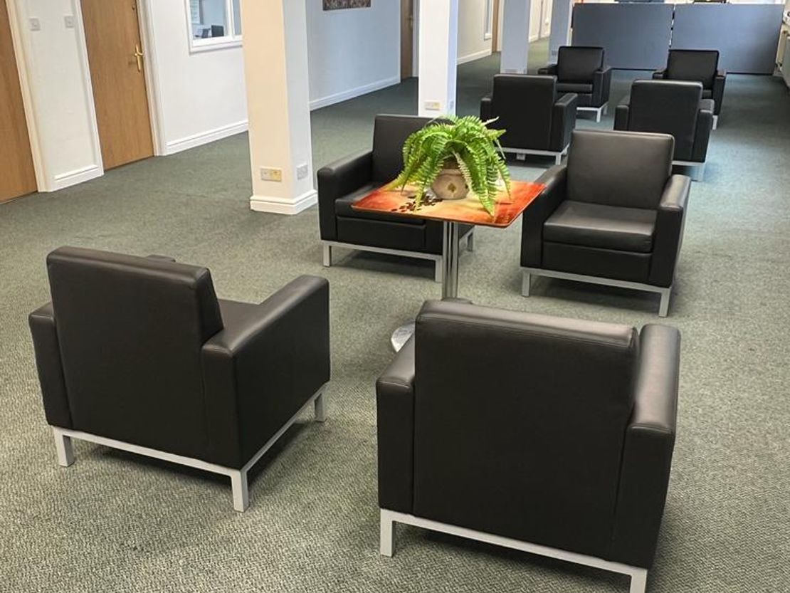 Serviced Rooms, High Cross Building, Regent Street, Hinckley, Leicestershire, LE10 0AZ
