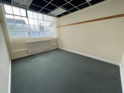 Property Image for Serviced Rooms, High Cross Building, Regent Street, Hinckley, Leicestershire, LE10 0AZ