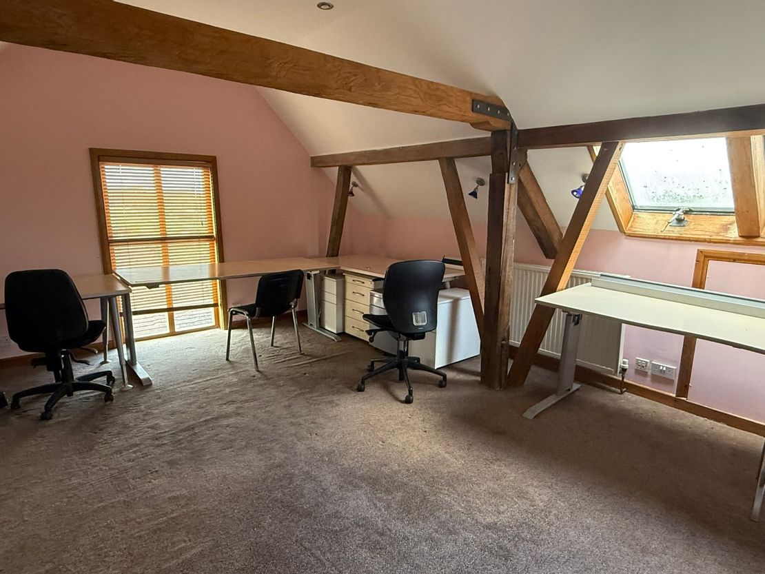 The Barn, Court Lodge Farm, East Farleigh, Maidstone, Kent, ME15 0HQ