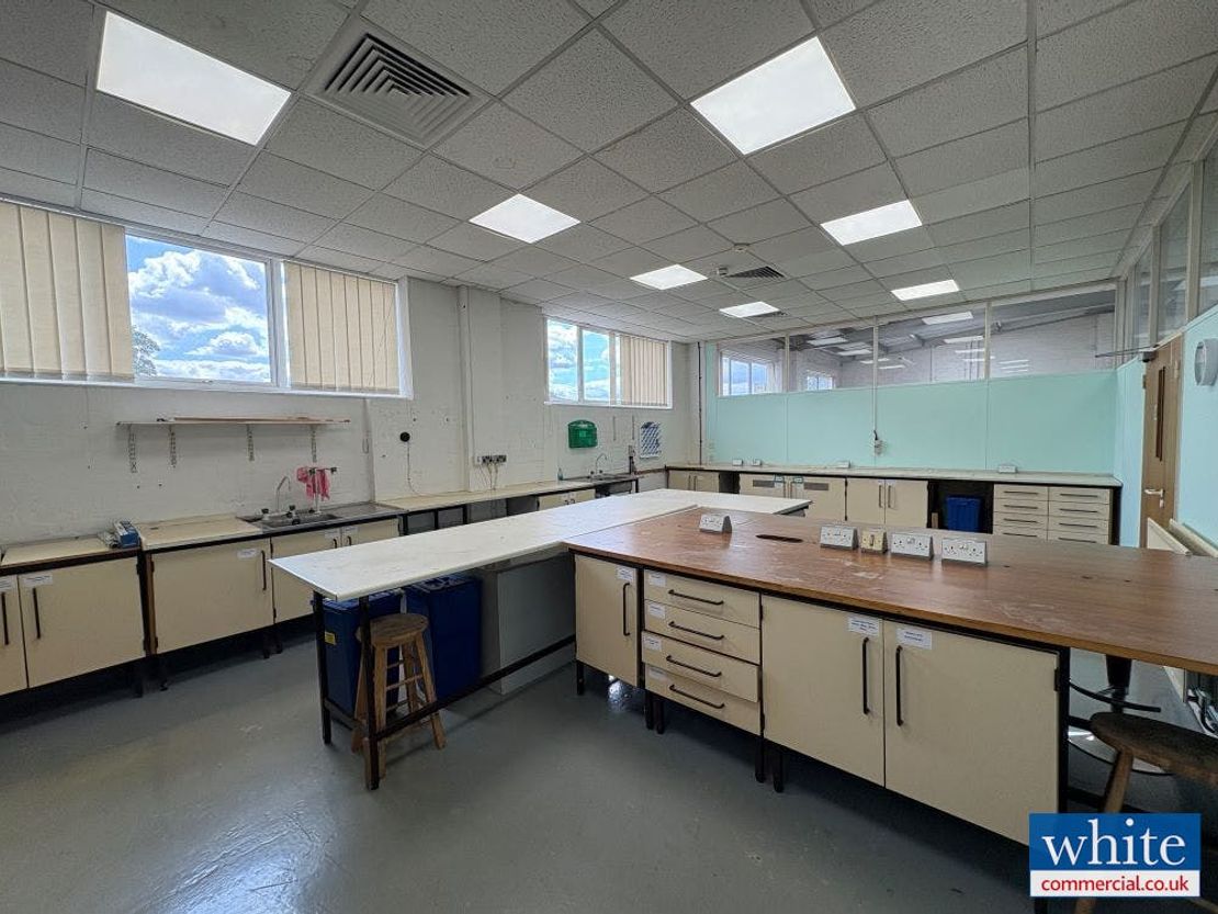 A3 Telford Road, Bicester, OX26 4LD