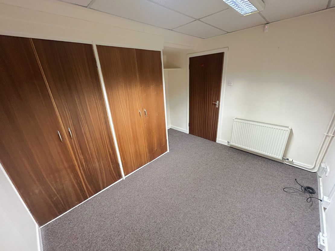 Lower Ground Floor, 18 Castle Street, Dumfries, Dumfries and Galloway, DG1 1DR