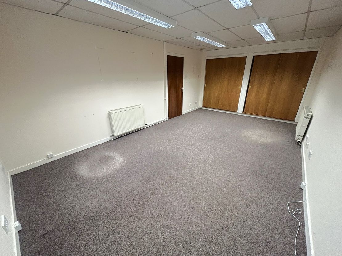 Lower Ground Floor, 18 Castle Street, Dumfries, Dumfries and Galloway, DG1 1DR