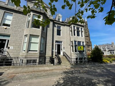 Property Image for 1 Queens Gardens, Aberdeen, Aberdeenshire, AB15 4YD