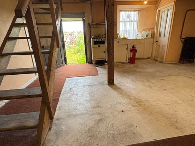 Property Image for 19 High Street, Auchtermuchty, Fife, KY14 7AP