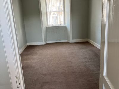 Property Image for 19 High Street, Auchtermuchty, Fife, KY14 7AP