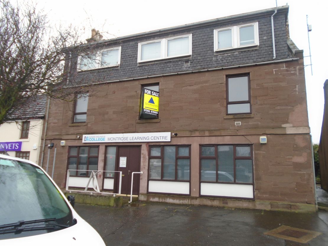 60 North Esk Road, Montrose, Angus, DD10 8QG