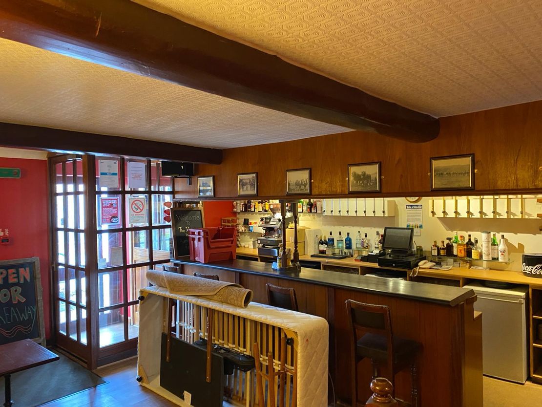 The Dairsie Inn, 45 Main Street, Dairsie, Cupar, Fife, KY15 4SR