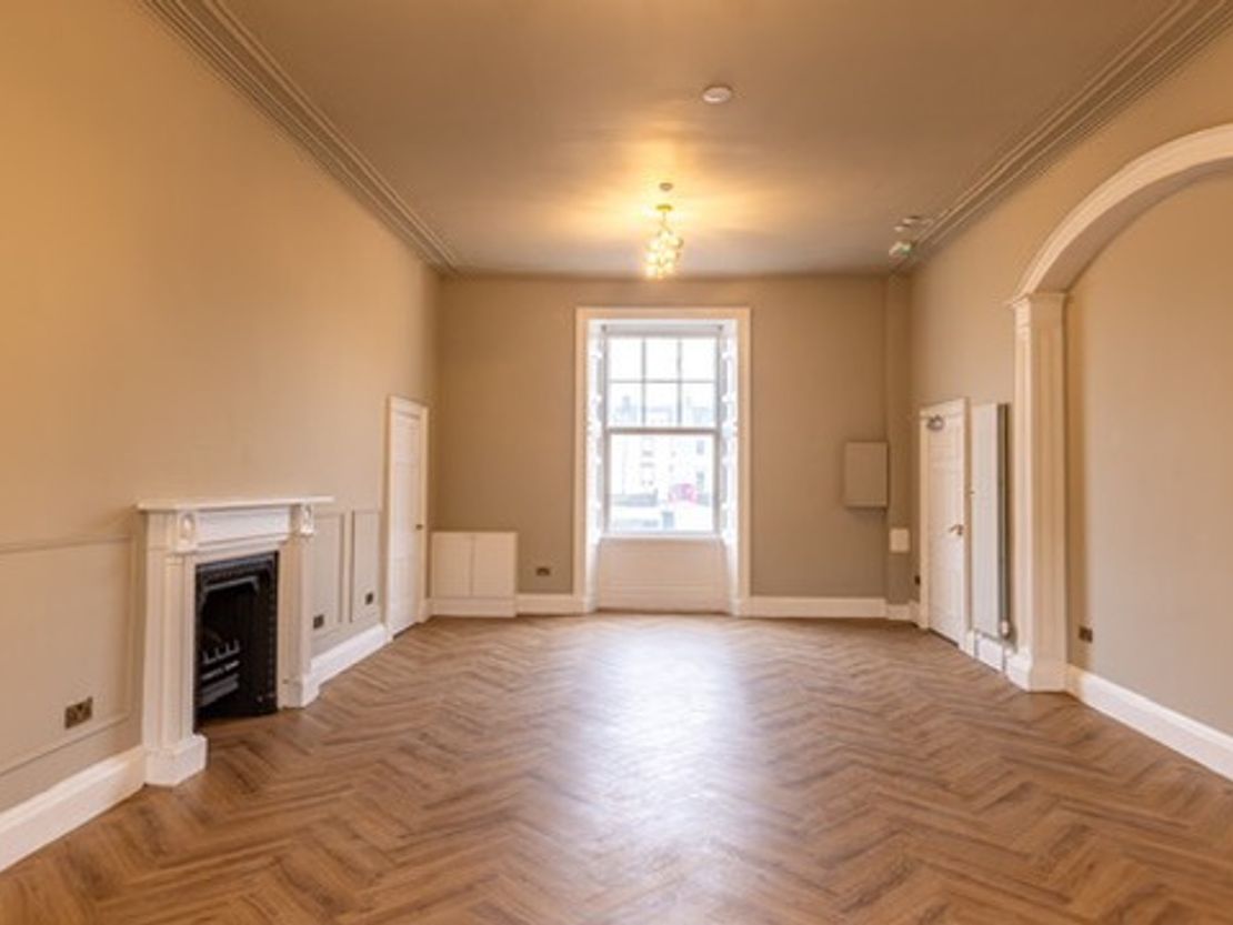 21 Wellington Square, Ayr, South Ayrshire, KA7 1EZ