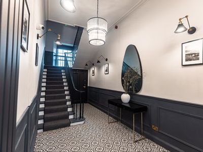 Property Image for 21 Wellington Square, Ayr, South Ayrshire, KA7 1EZ