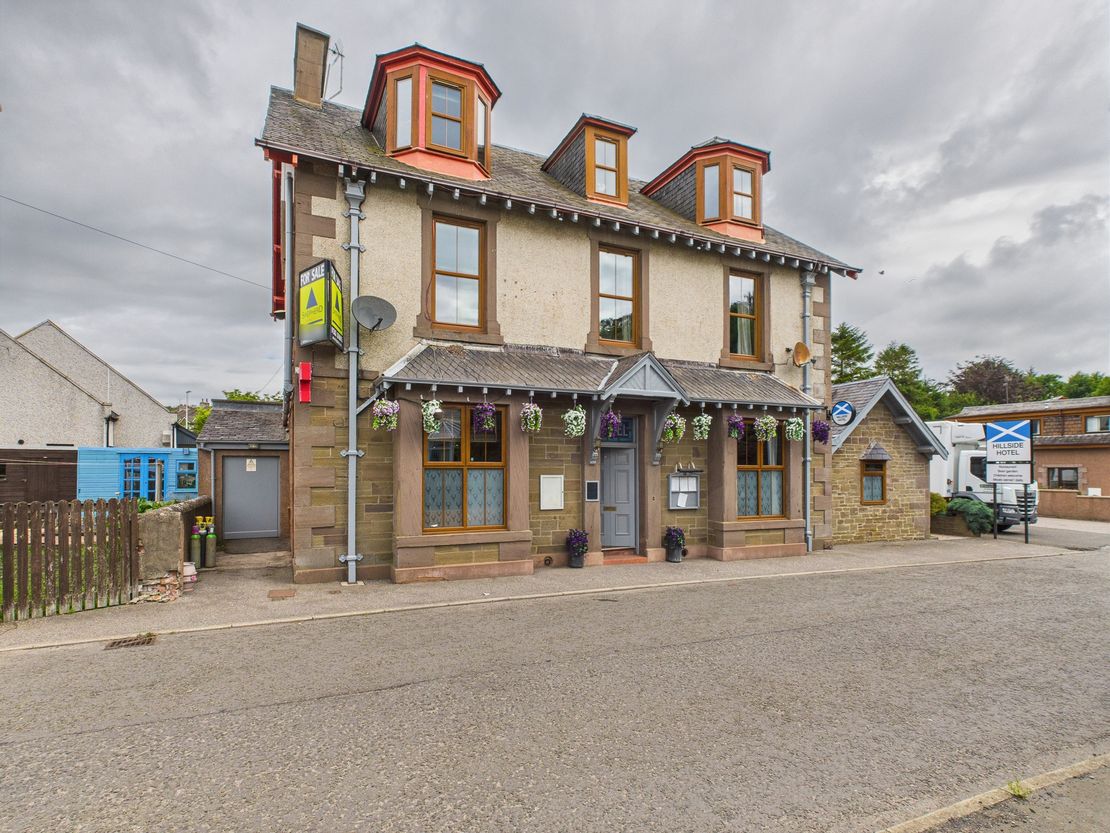 Hillside Hotel, Kinnaber Road, Hillside, Montrose, Angus, DD10 9HE