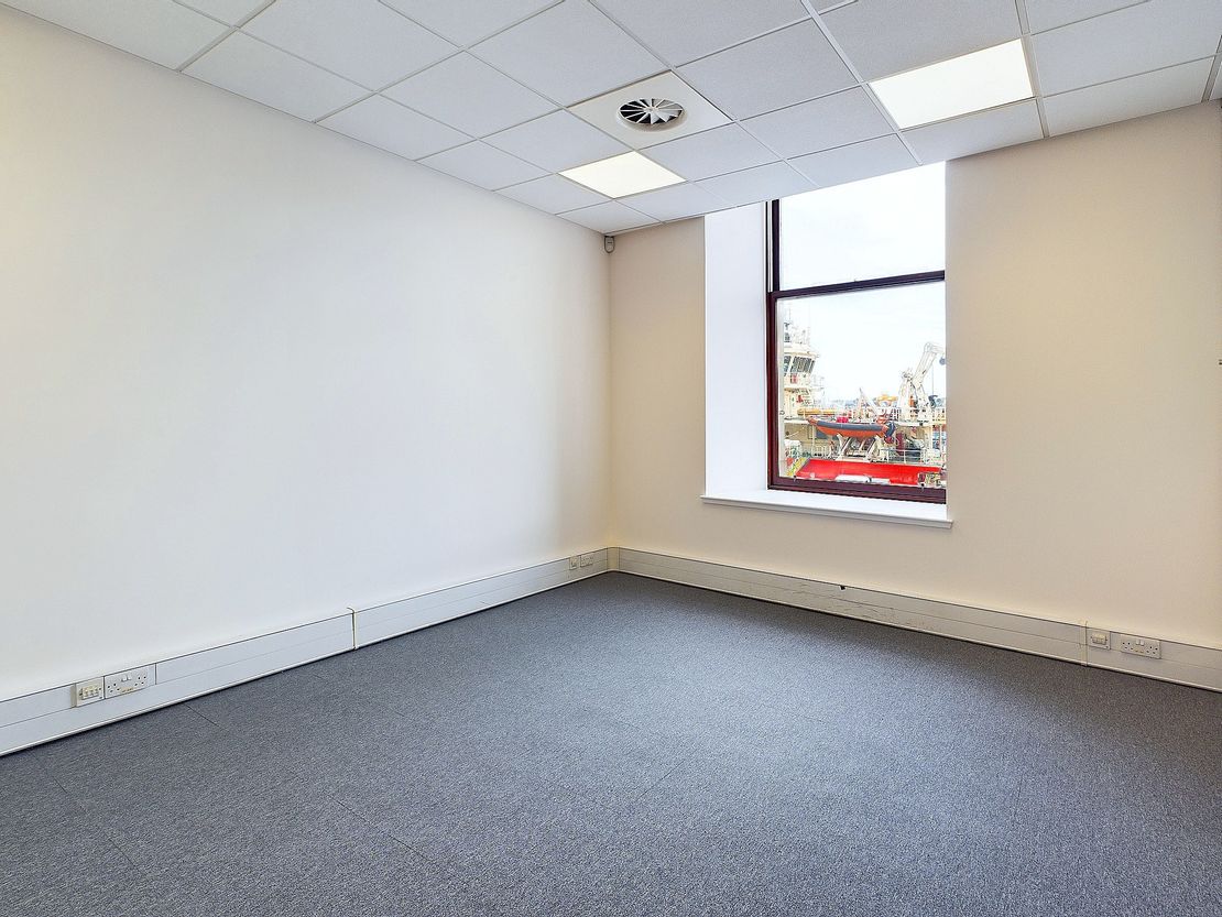 14, Regent Quay, Aberdeen, Aberdeenshire, AB11 5AE