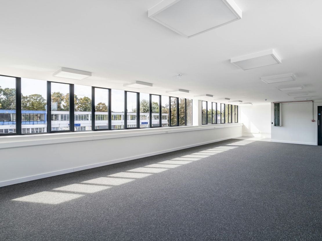 Unit 2 Eldon Way, Biggleswade, SG18 8NH