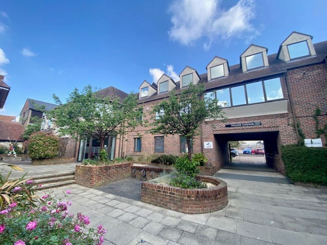 3a The Courtyard 6 London Road, Newbury, West Berkshire, RG14 1AX